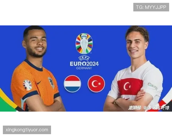 库杜斯中场与边锋切换的战术多样性分析